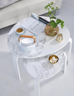 plakfolie marmer op salontafel