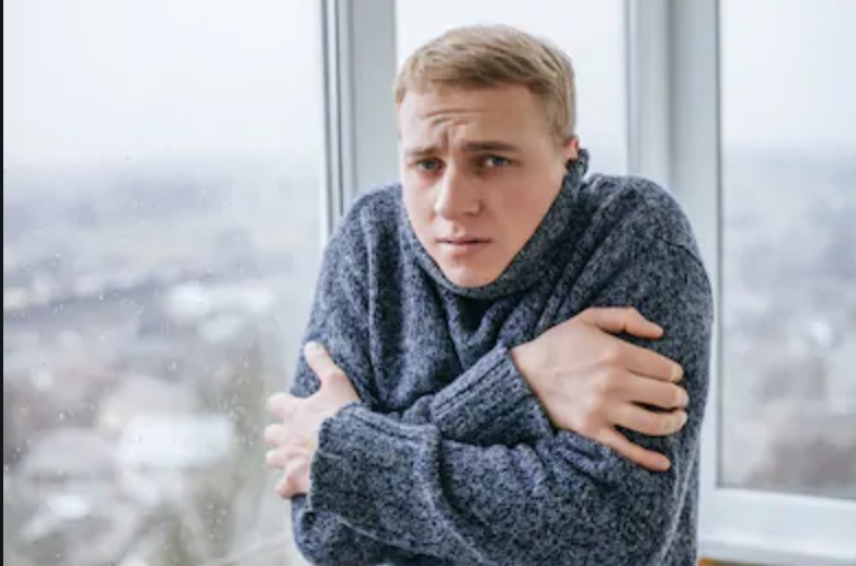 man koud raam enkelglas